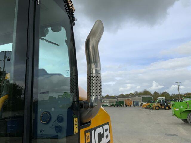 JCB TM320s Contractor Pro Pivot Steer (ST19094)