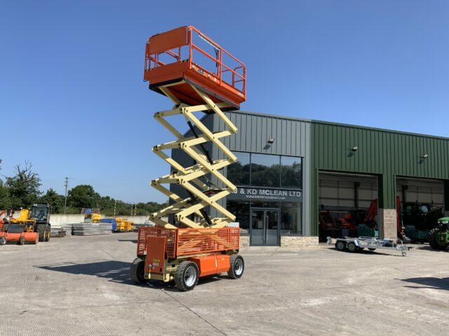 JLG M4069 Scissor Lift (ST20590)