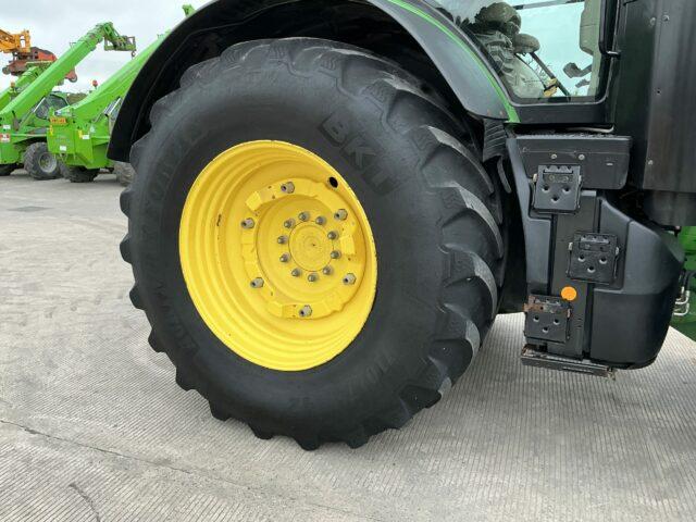 John Deere 7310R Tractor (ST20695)