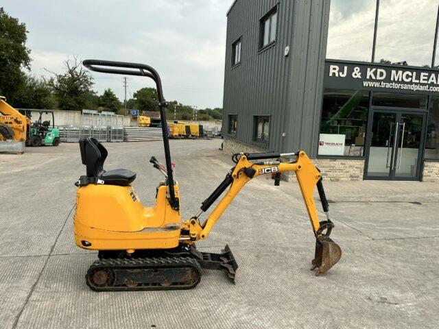 JCB 8008 CTS Digger (ST20863)