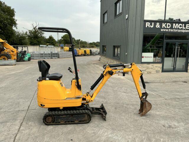 JCB 8008 CTS Digger (ST20863)