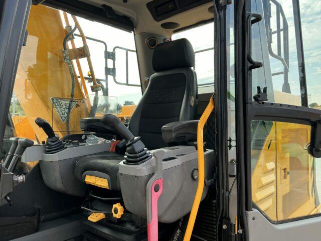 JCB 140X LC Digger (ST20798)