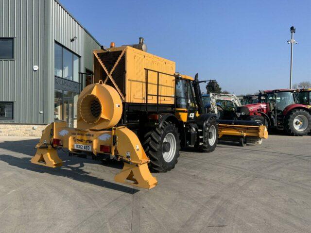 JCB HMV 2170 Fastrac Airport Runway Broom (ST15913)