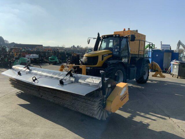 JCB HMV 2170 Fastrac Airport Runway Broom (ST15913)