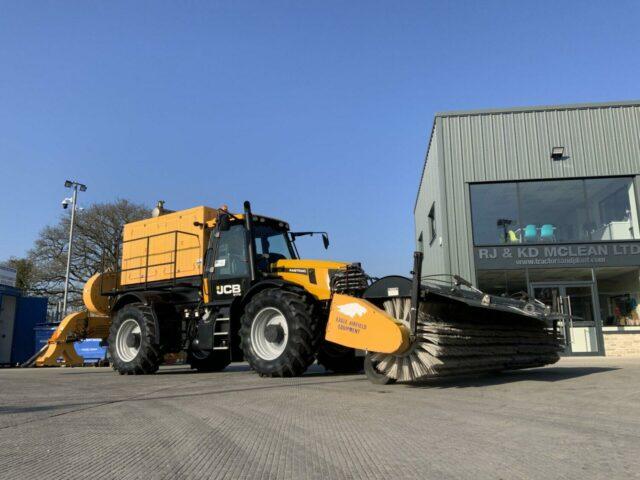 JCB HMV 2170 Fastrac Airport Runway Broom (ST15913)