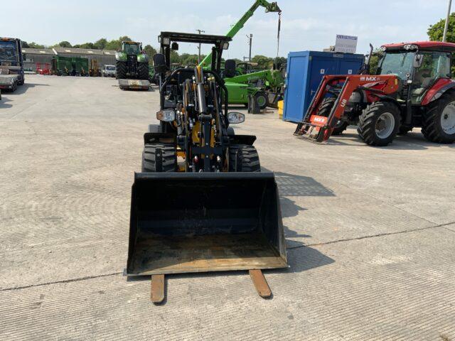 JCB 403 Plus Compact Wheeled Loading Shovel (ST20569)