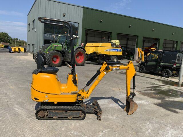 JCB 8008 CTS Micro Digger (ST20870)