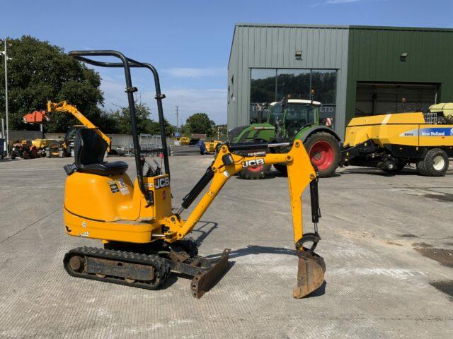 JCB 8008 CTS Micro Digger (ST20870)