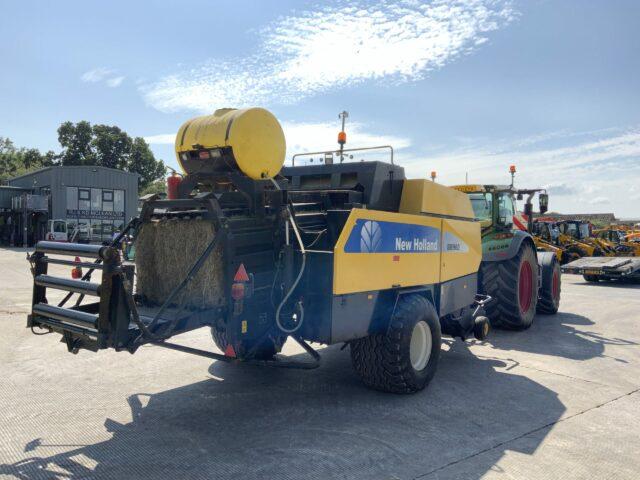 New Holland BB960A Square Baler