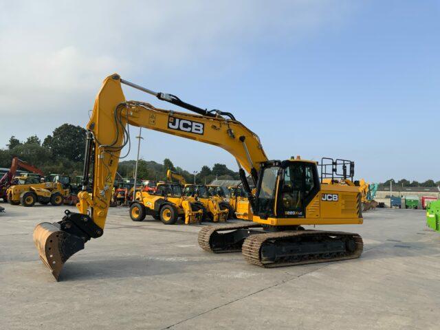 JCB 220X LC Digger (ST21054)