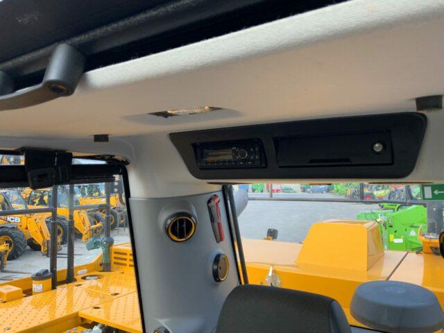 JCB 220X LC Digger (ST21054)