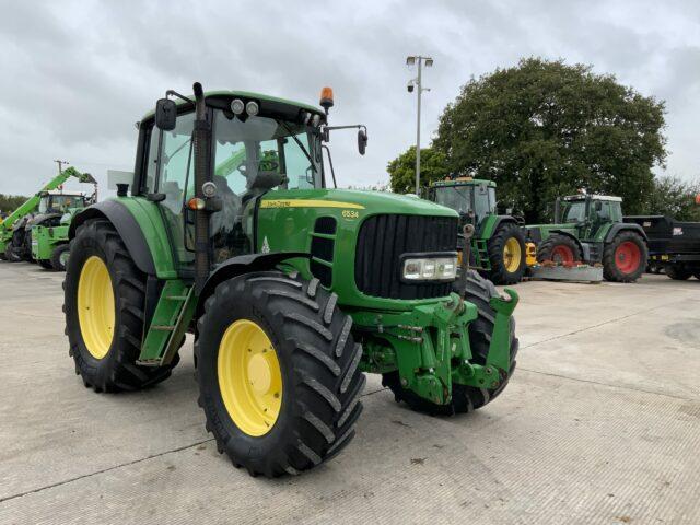 John Deere 6534 Premium Tractor (ST21039)