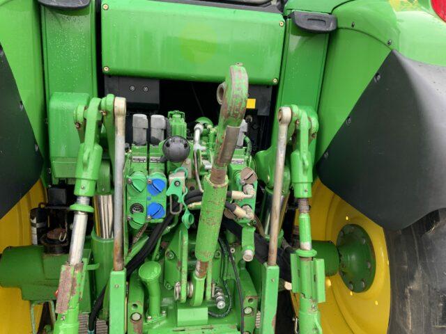 John Deere 6534 Premium Tractor (ST21039)