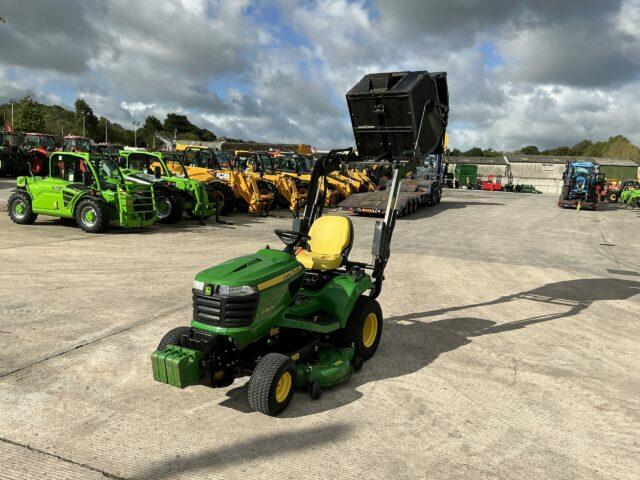 John Deere X950R Hi Dump Collector Mower (ST20969)