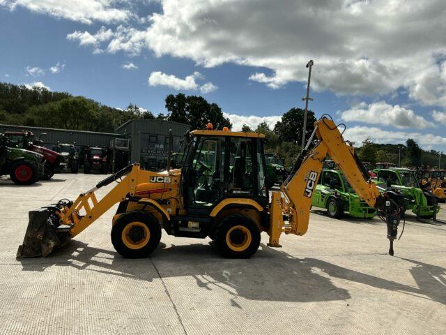 JCB 3CX Compact Wheeled Digger (ST20914)