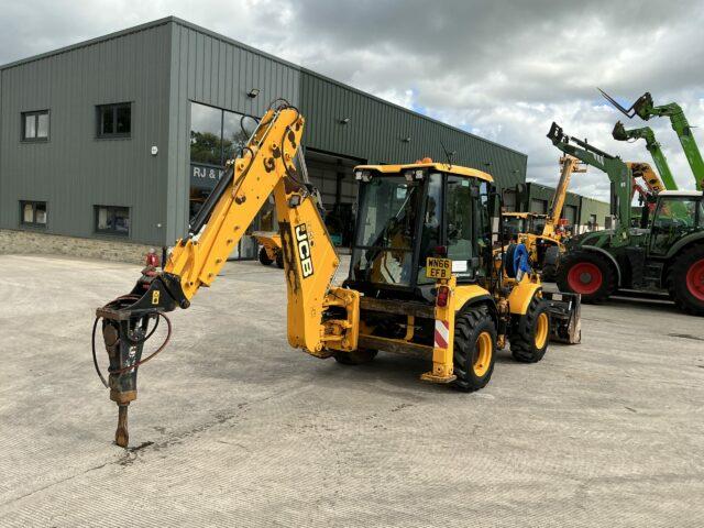 JCB 3CX Compact Wheeled Digger (ST20914)