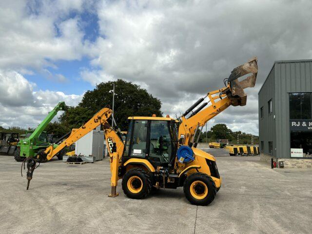 JCB 3CX Compact Wheeled Digger (ST20914)