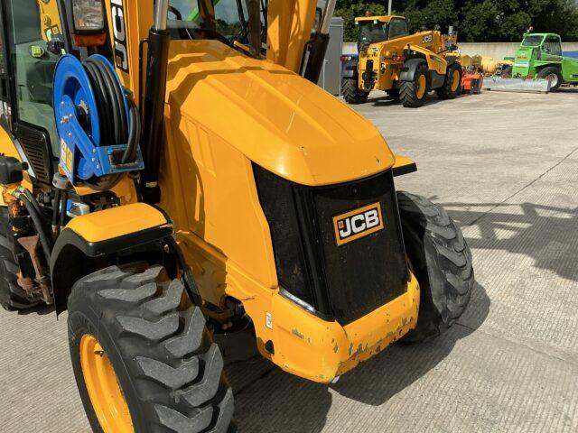 JCB 3CX Compact Wheeled Digger (ST20914)