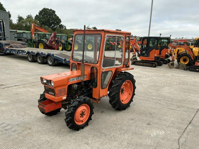 Kubota L245DT Compact Tractor (ST20987)