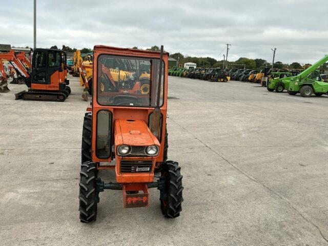 Kubota L245DT Compact Tractor (ST20987)