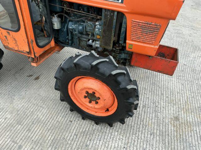 Kubota L245DT Compact Tractor (ST20987)