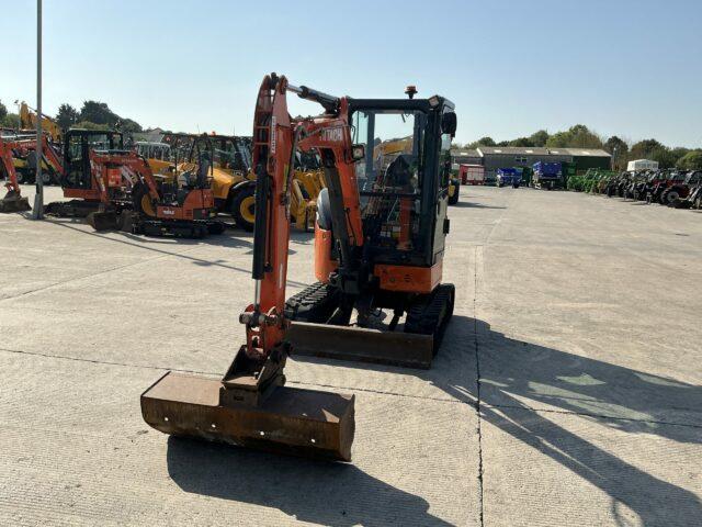 Hitachi Zaxis 26U-5A Trailer (ST20923)