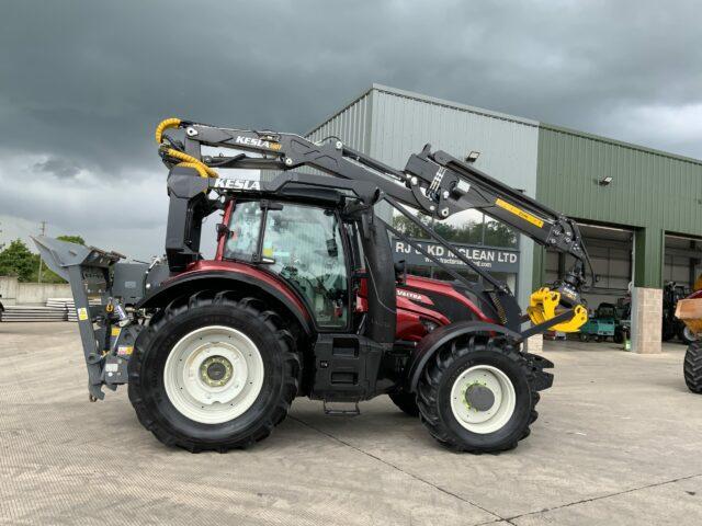 Valtra T154 Active C/W Roof Mounted Kelsa 500T Forestry Crane (ST19912)