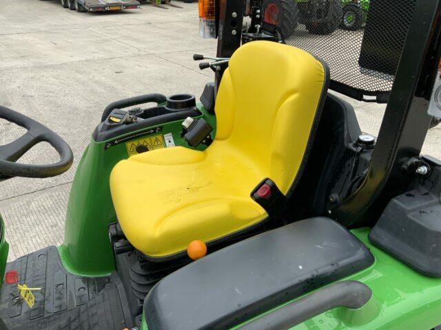 John Deere 3038 Compact Tractor (ST20968)