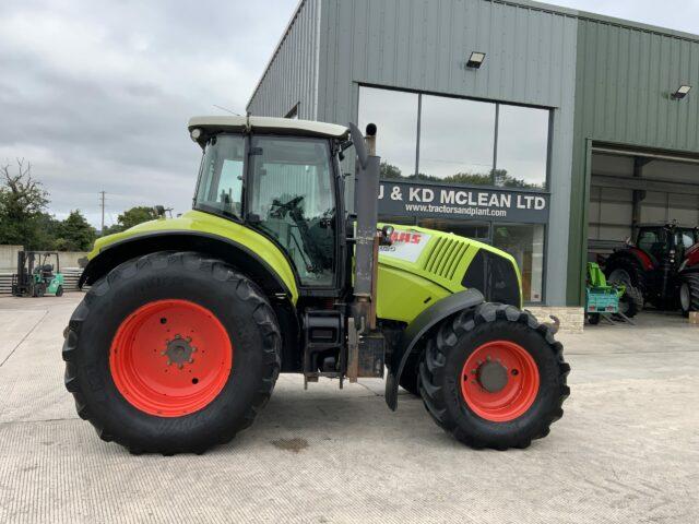 Claas Axion 820 Tractor (ST20874)