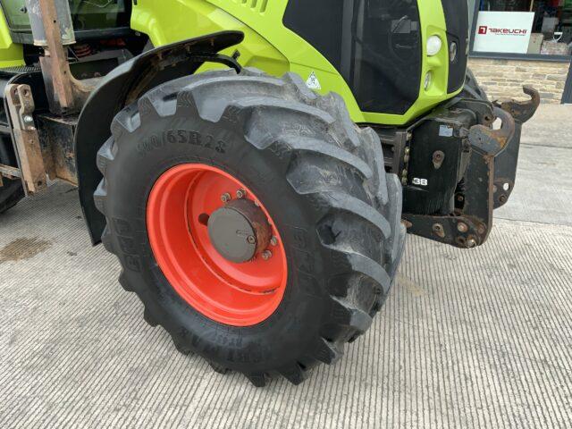 Claas Axion 820 Tractor (ST20874)