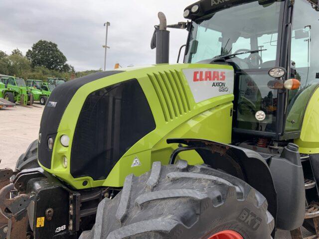 Claas Axion 820 Tractor (ST20874)