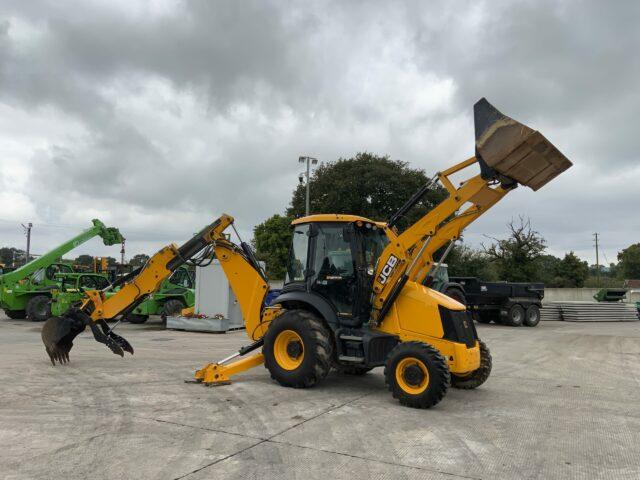 JCB 3CX Eco Wheeled Digger (ST21055)