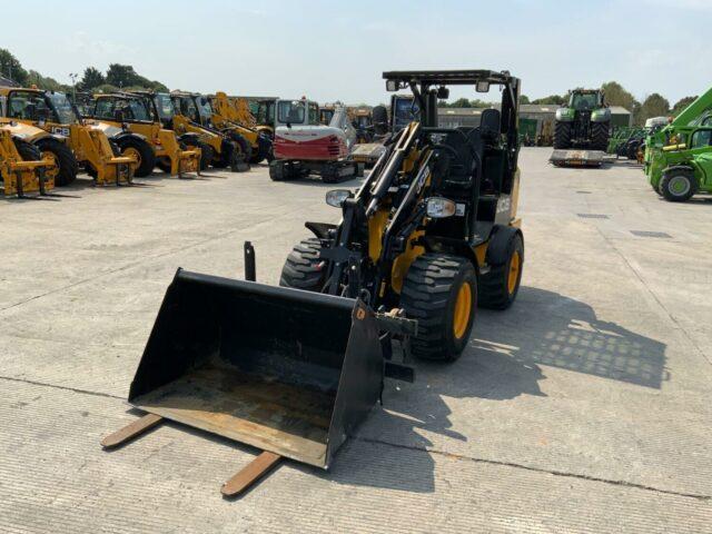 JCB 403 Plus Compact Wheeled Loading Shovel (ST20569)