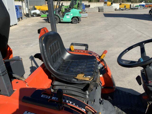 Kubota B2710 Compact (ST20228)