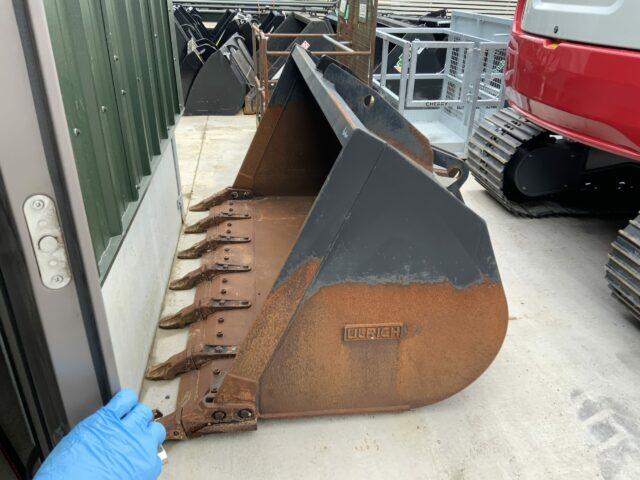 Ulrich Heavy Duty 8ft Loading Shovel Bucket (ST21045)