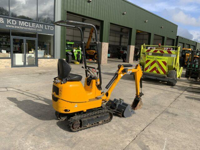 JCB 8008 CTS Digger (ST21314)