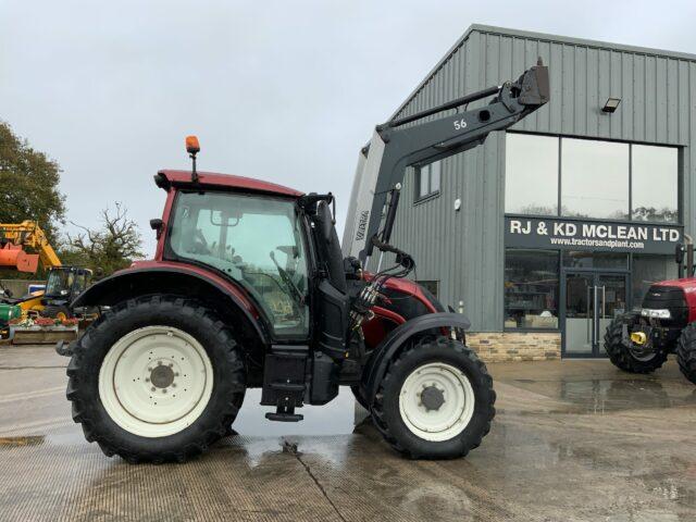 Valtra N124 Hi Tech Tractor (ST21242)