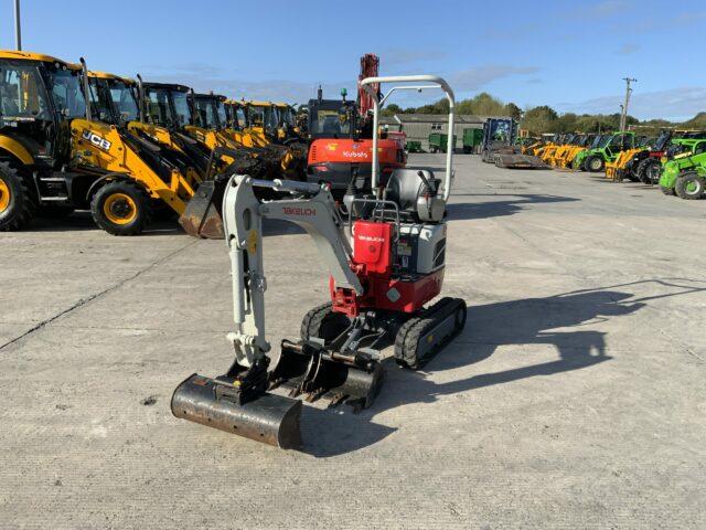 Takeuchi TB210R Micro Digger (ST21393)