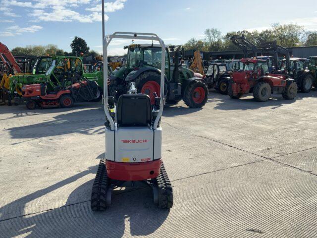 Takeuchi TB210R Micro Digger (ST21393)