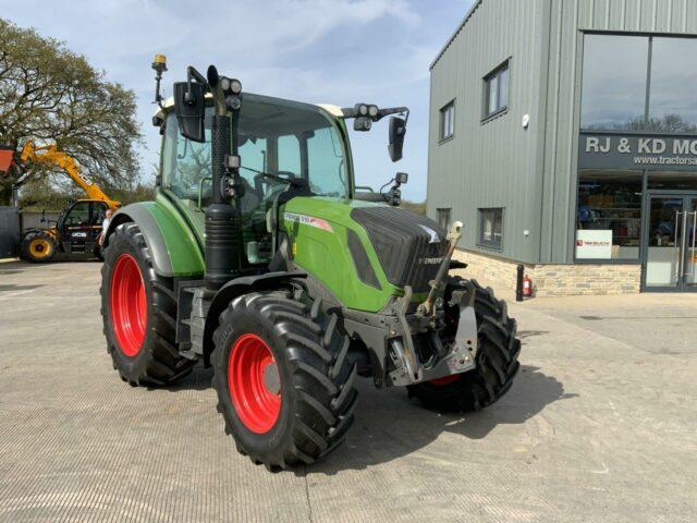 Fendt 310 Power Tractor (ST18937)