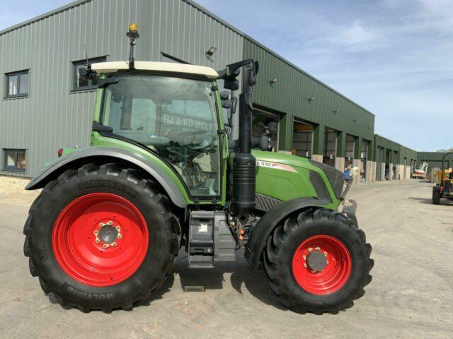 Fendt 310 Power Tractor (ST18937)