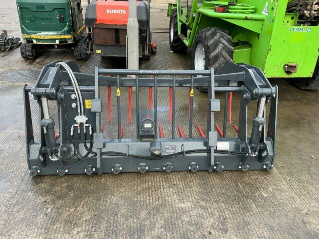 Unused Merlo 7ft Muck Grab