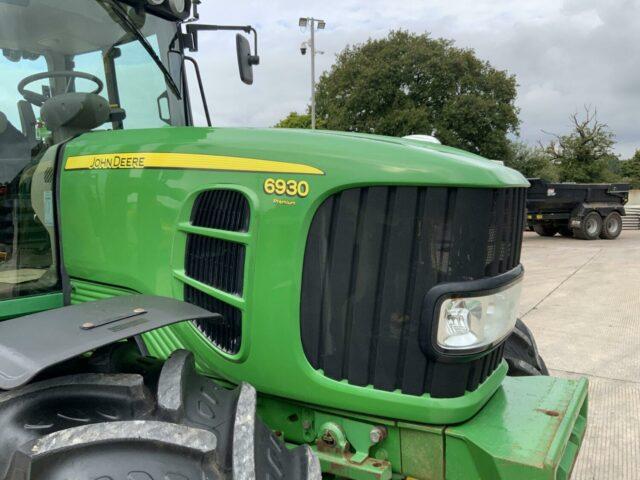 John Deere 6930 Premium Tractor (ST20974)