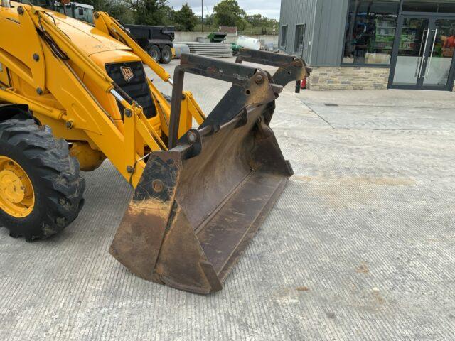 JCB 3CX Wheeled Digger (ST21154)