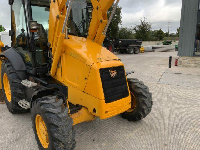 JCB 3CX Wheeled Digger (ST21154)