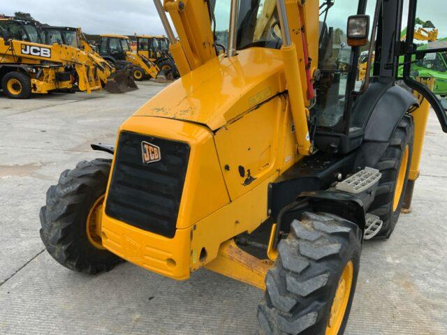 JCB 3CX Wheeled Digger (ST21154)