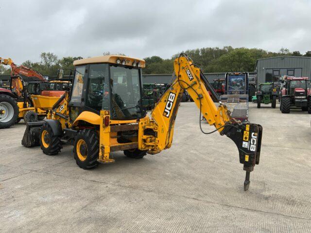 JCB 2CX Street Master Digger (ST21214)