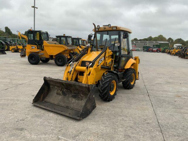 JCB 2CX Street Master Digger (ST21214)