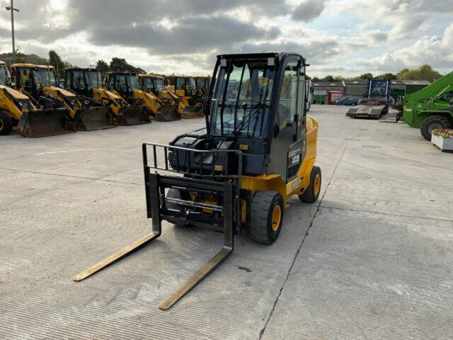 JCB 35-26D ECO Construction Master 4WD Teletruk (ST21264)