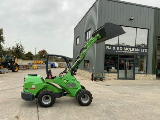 Avant 750 Wheeled Telescopic Loading Shovel (ST20943)